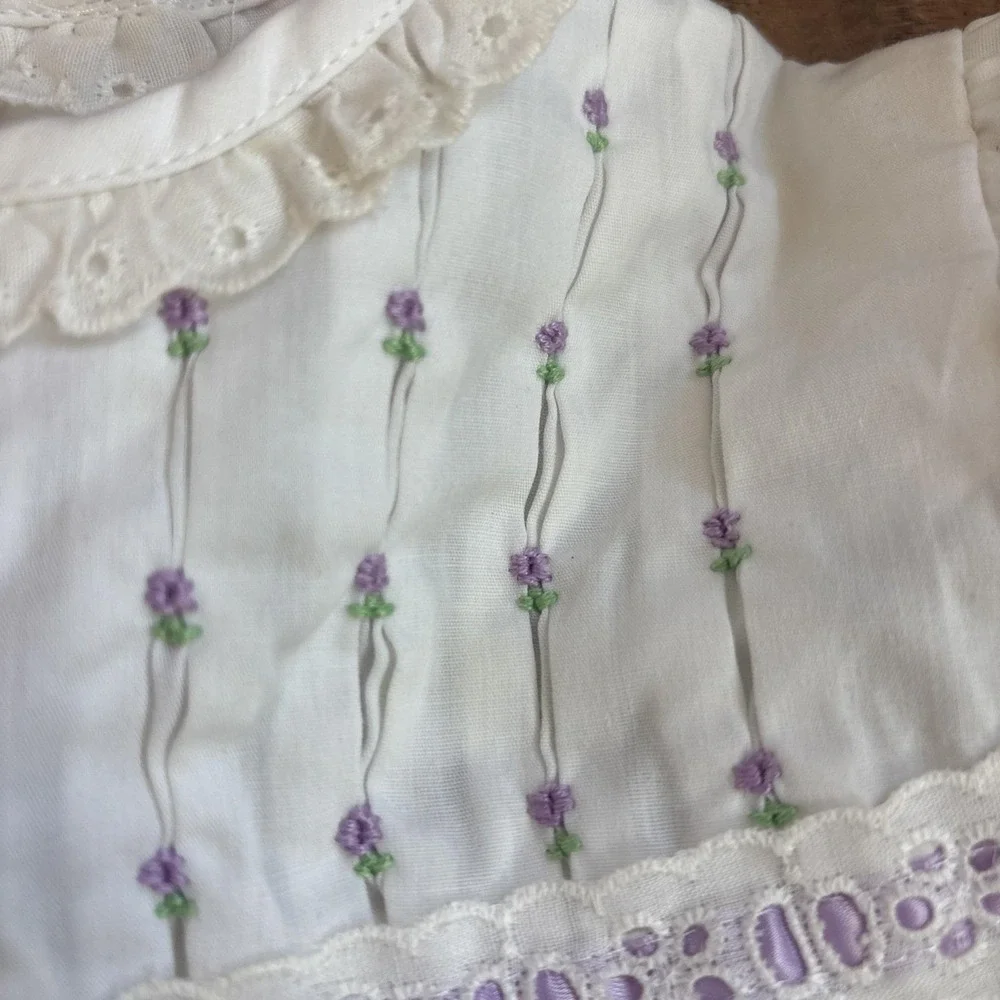 VTG Polly Flinders SZ T3 White Dress Purple Ribbon Eyelet Detail Pleats Adorable